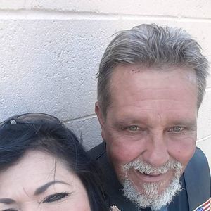 Meet your Posher, Cynthia